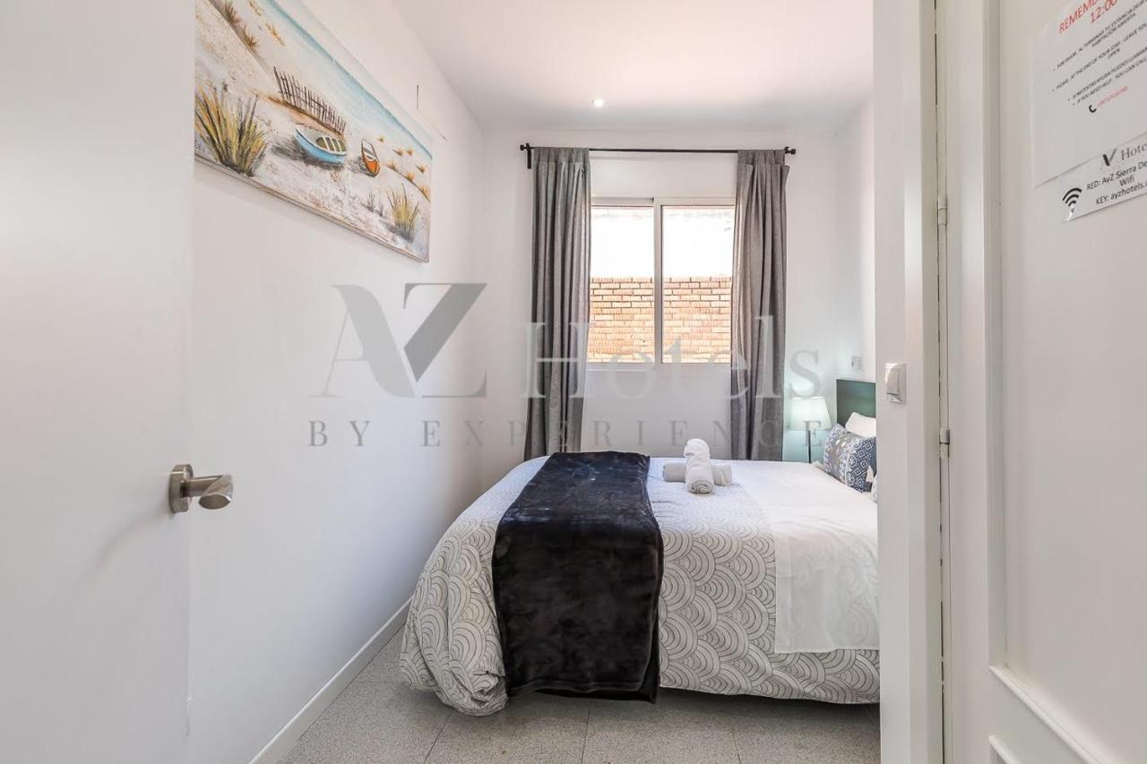 Ayz Sierra De Meira - Auto Check-In Property (Adults Only) Madrid Bagian luar foto